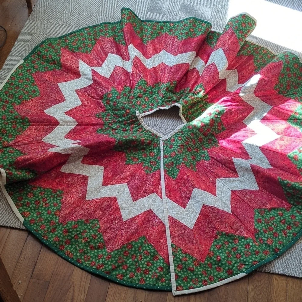 Handmade Quilt Gold Cream Glitter Traditional Christmas Tree Skirt Snowflake